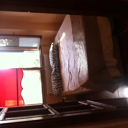 Apartman & *