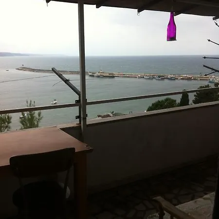 Διαμέρισμα Apartman & *