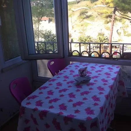 Apartman &