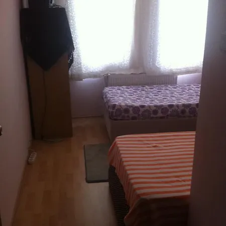 Διαμέρισμα Apartman & *